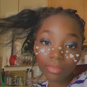 Meet your Posher, Ariana